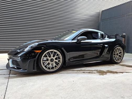 2024 Porsche 718 Cayman GT4 RS