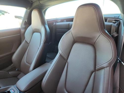 2024 Porsche 911 4 GTS