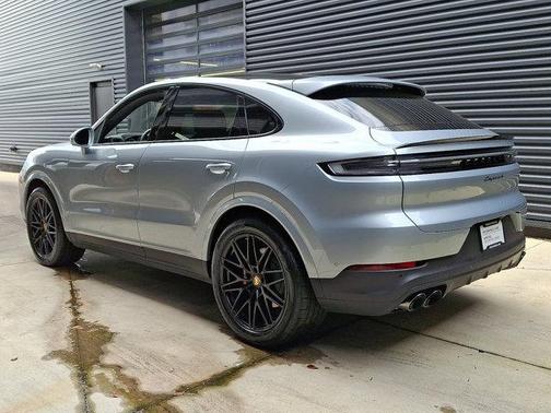 2025 Porsche Cayenne S Coupe AWD