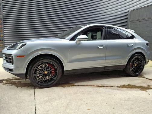 2025 Porsche Cayenne S Coupe AWD