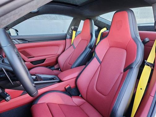 2026 Porsche 911 Carrera GTS