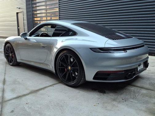 2020 Porsche 911 Carrera 4S