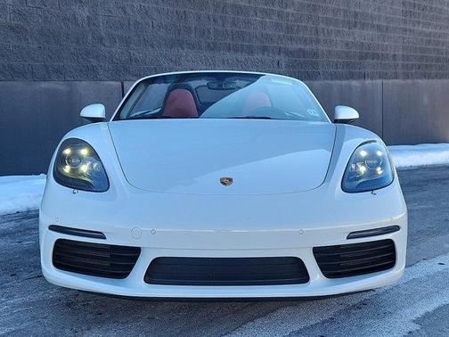2024 Porsche 718 Boxster S