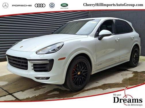 2017 Porsche Cayenne GTS