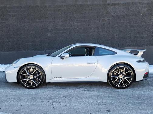 2026 Porsche 911 Carrera GTS