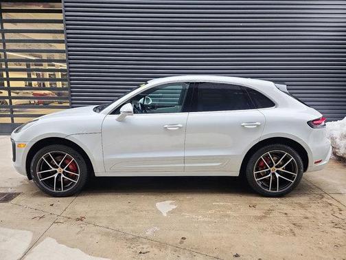 2023 Porsche Macan S