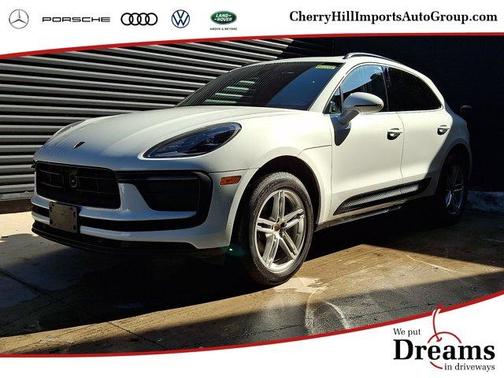 2023 Porsche Macan 