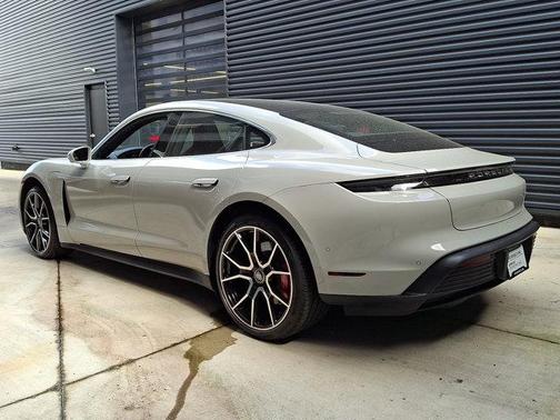 2024 Porsche Taycan 4S
