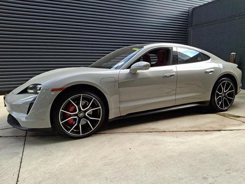 2024 Porsche Taycan 4S