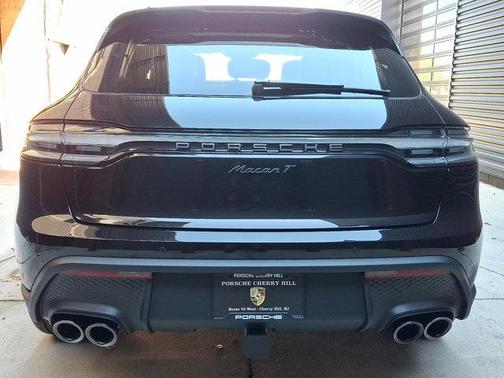 2025 Porsche Macan T