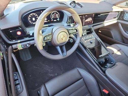 2026 Porsche Panamera GTS