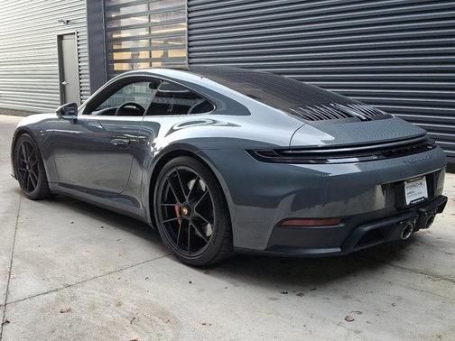 2025 Porsche 911 Carrera GTS