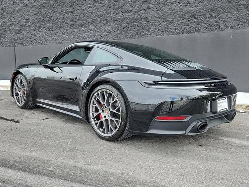 2025 Porsche 911 Carrera S