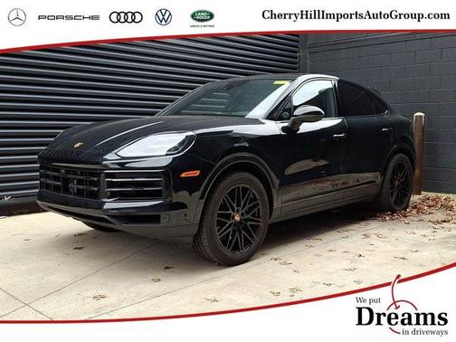 2025 Porsche Cayenne AWD