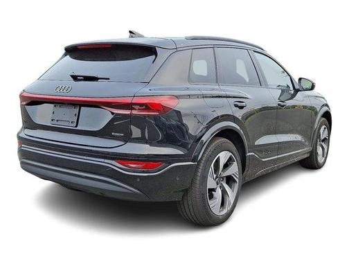 2025 Audi Q6 e-tron Premium