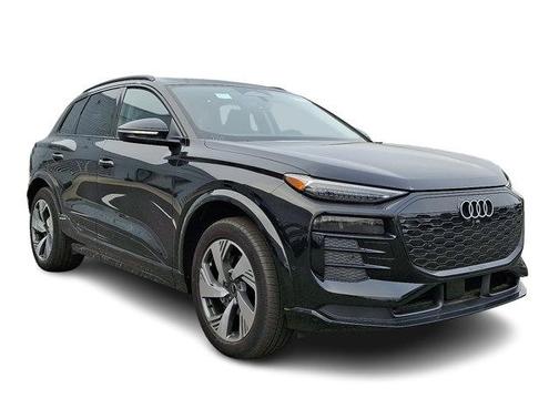 2025 Audi Q6 e-tron Premium