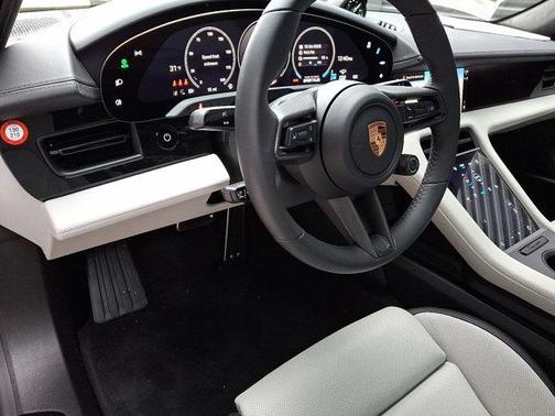 2026 Porsche Taycan GTS