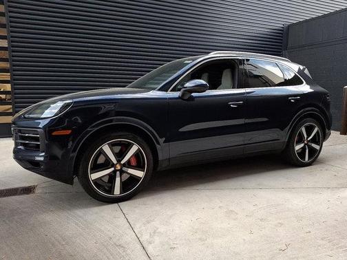 2024 Porsche Cayenne S