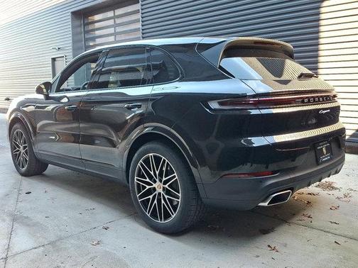 2026 Porsche Cayenne Base