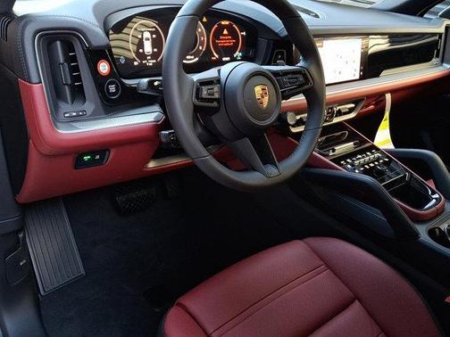 2026 Porsche Cayenne Base