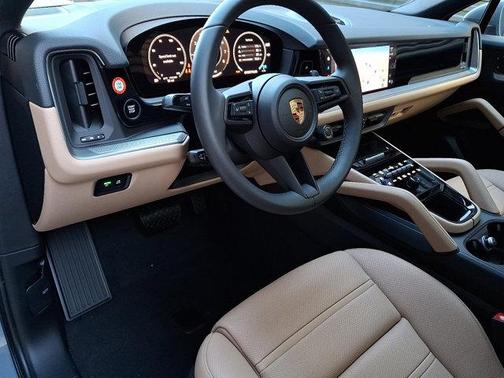 2026 Porsche Cayenne AWD