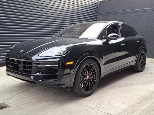 2026 Porsche Cayenne GTS