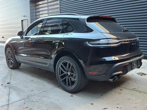 2026 Porsche Macan T
