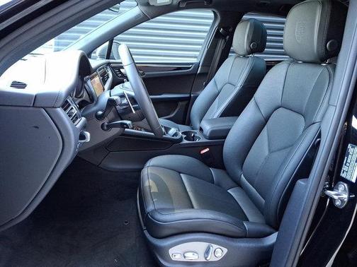 2026 Porsche Macan T