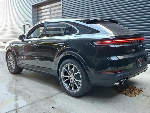 2026 Porsche Cayenne AWD