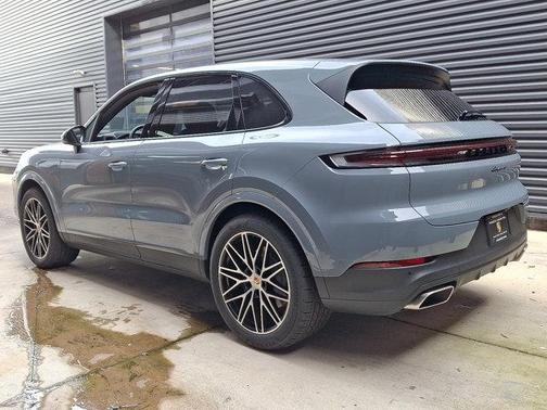2026 Porsche Cayenne Base