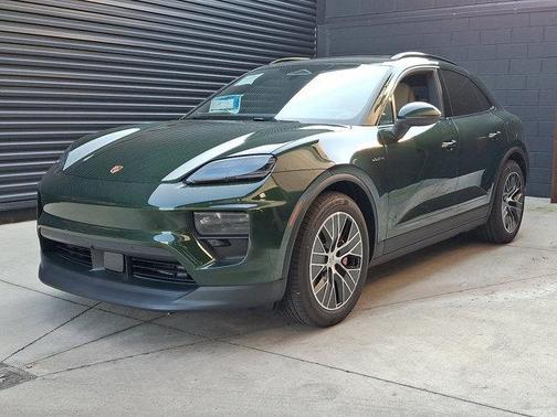 2025 Porsche Macan 4S