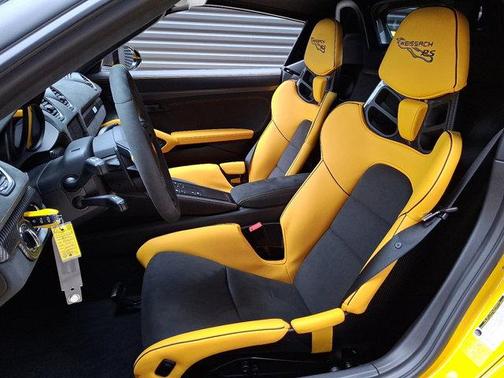 2025 Porsche 718 Spyder RS