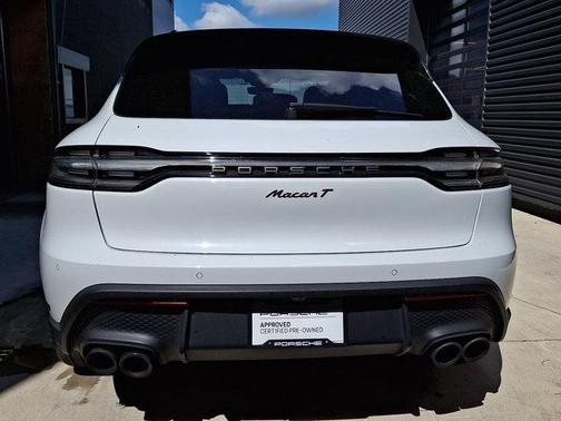 2023 Porsche Macan 