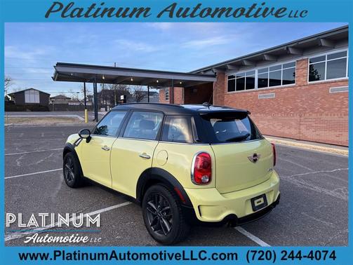 2012 MINI Cooper S Countryman Base