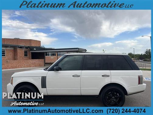 Off White 2009 Land Rover Range Rover HSE