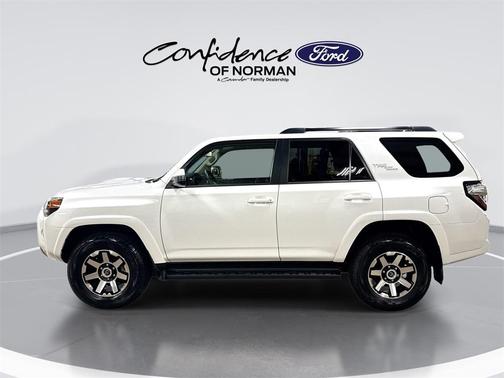 2024 Toyota 4Runner TRD Off Road