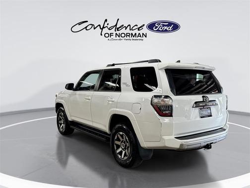 2024 Toyota 4Runner TRD Off Road