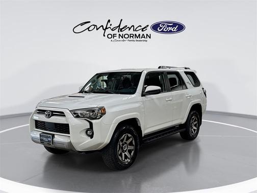 2024 Toyota 4Runner TRD Off Road