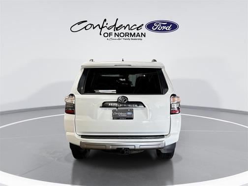 2024 Toyota 4Runner TRD Off Road