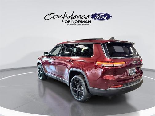 2023 Jeep Grand Cherokee L Laredo