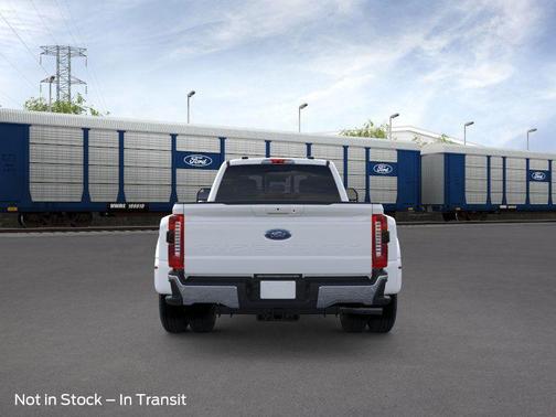2025 Ford F-350 Lariat Super Duty