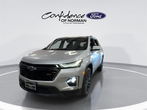 2022 Chevrolet Traverse RS
