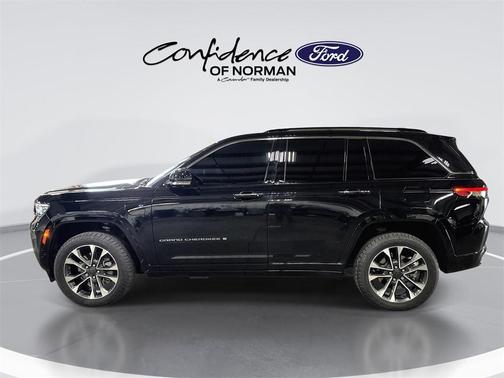 2022 Jeep Grand Cherokee 4xe Overland