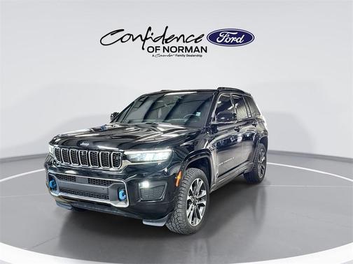 2022 Jeep Grand Cherokee 4xe Overland