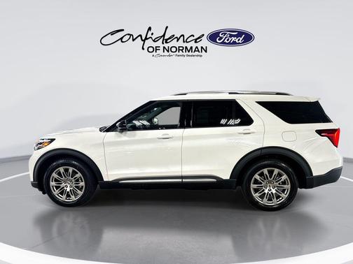 Star White 2026 Ford Explorer Platinum