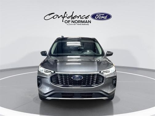 2026 Ford Escape Platinum