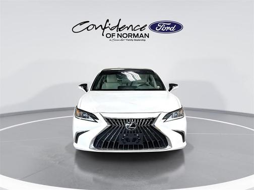 2022 Lexus ES 350 Base