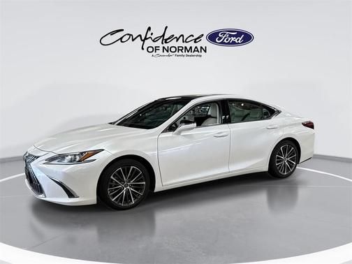 2022 Lexus ES 350 Base