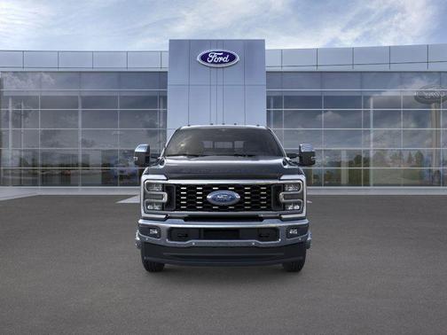 2025 Ford F-350 Lariat Super Duty