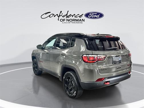 2023 Jeep Compass Trailhawk